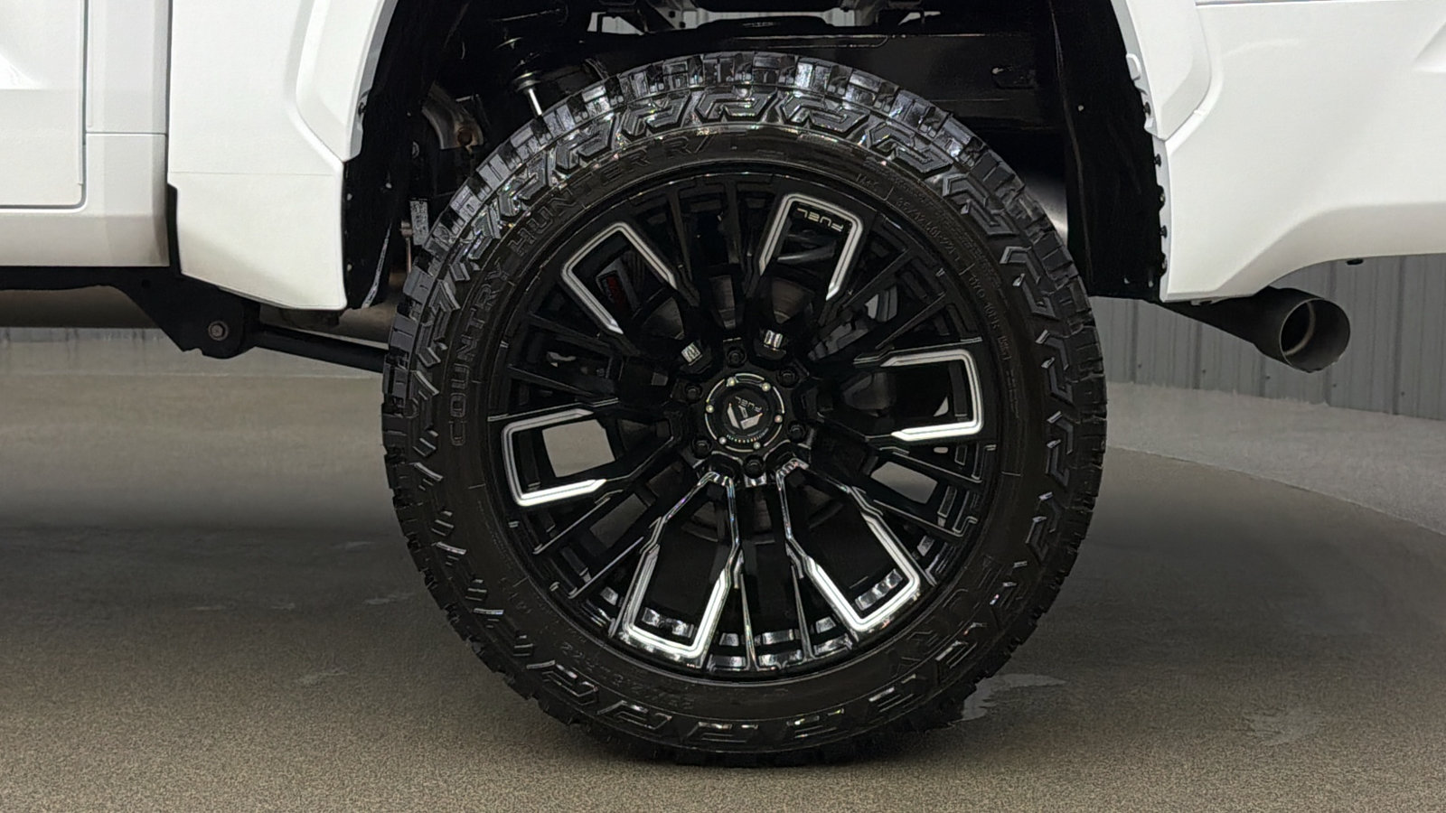 Used 2024 Toyota Tundra SR5 AWD/4WD image 12