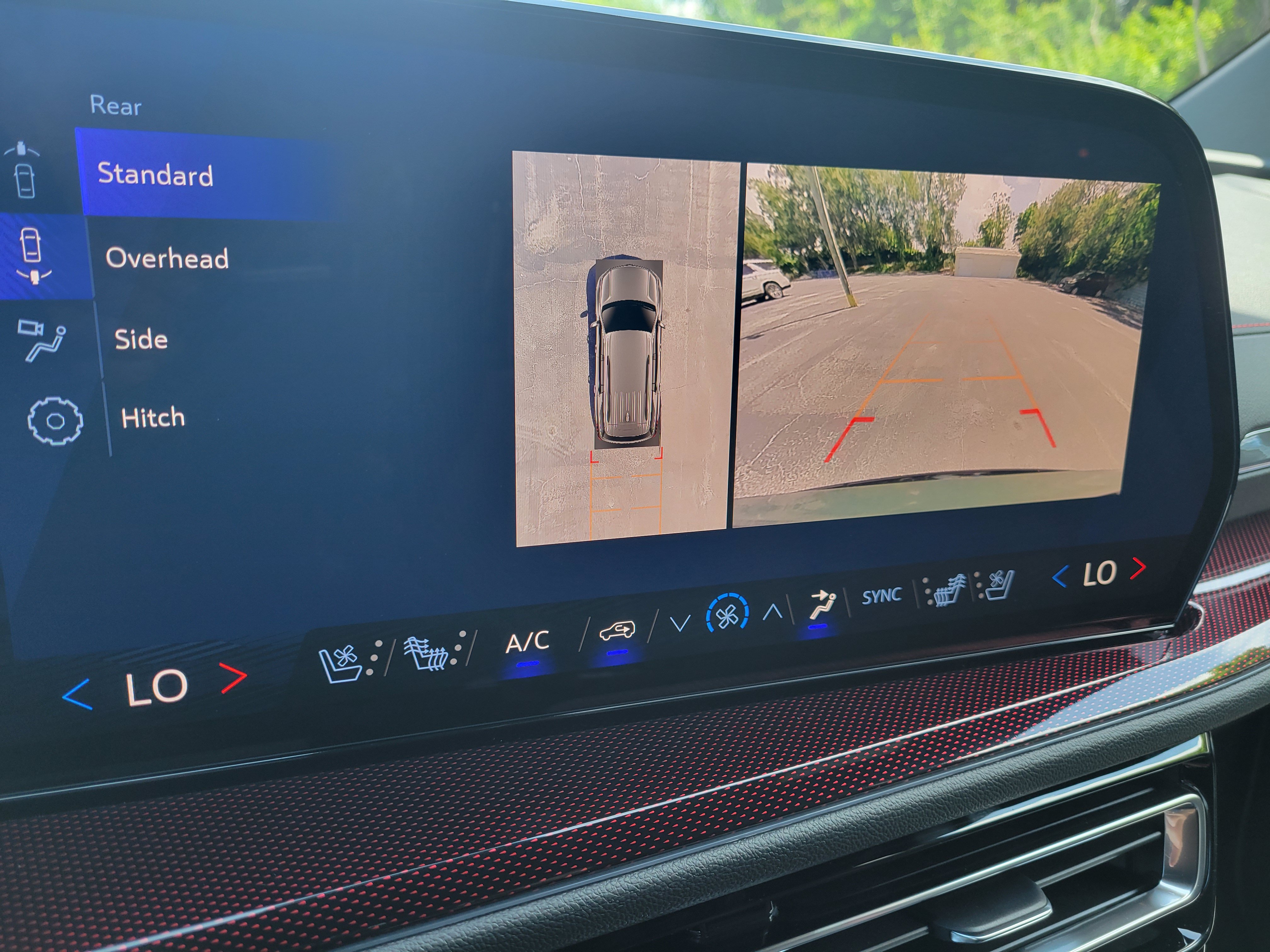 New 2027 Chevrolet Traverse RS w/ LPO, Floor Liner Package FWD image 22