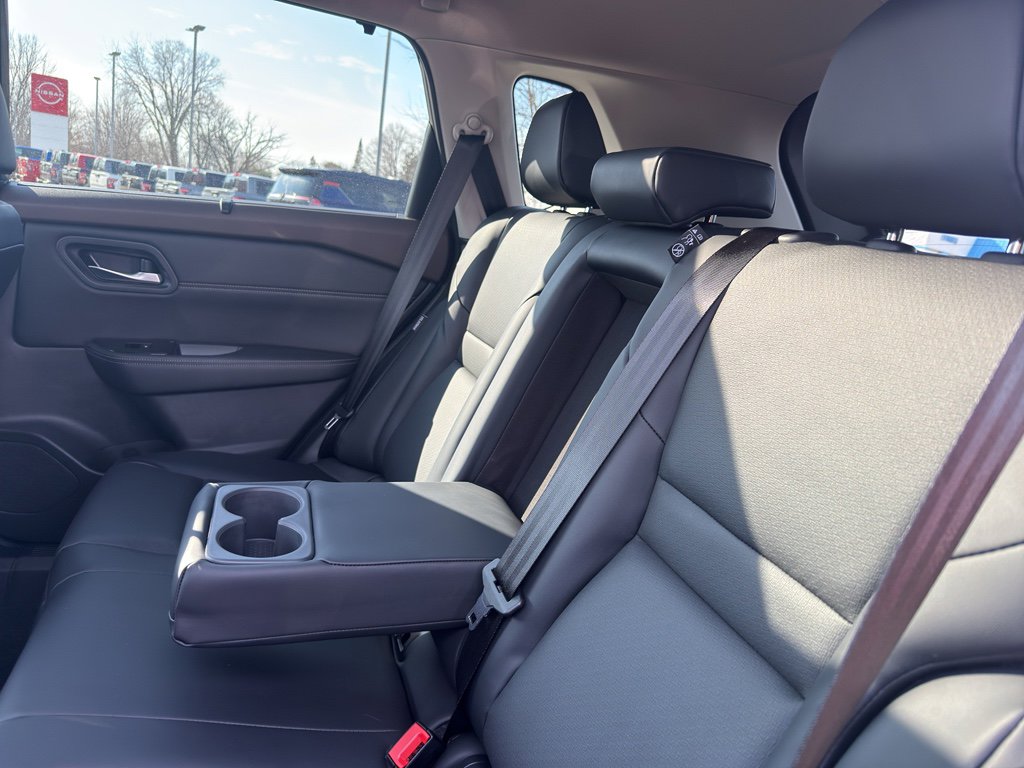 Certified 2023 Nissan Rogue SV w/ SV Premium B Package image 34