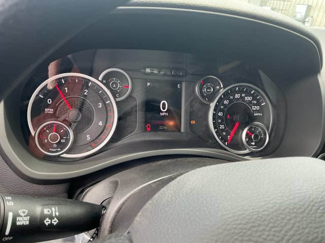 New 2026 RAM 5500 Tradesman w/ Chrome Appearance Group AWD/4WD image 23