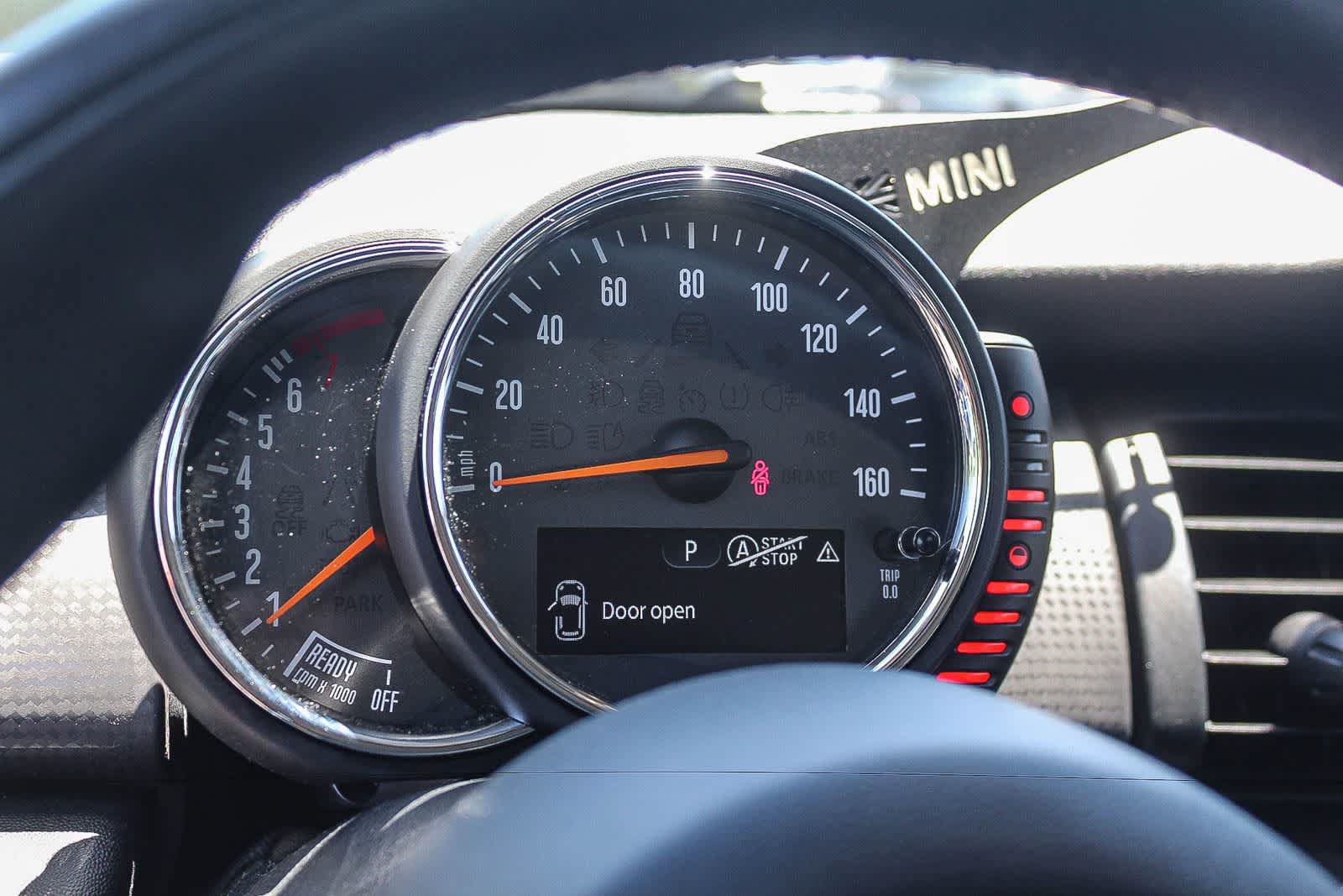 Used 2017 MINI Cooper 2-Door Hardtop FWD image 26