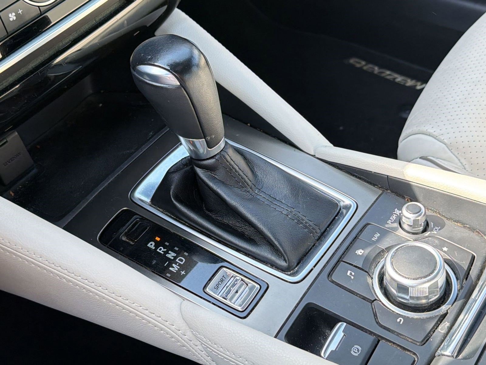 Used 2017 MAZDA MAZDA6 Grand Touring image 16