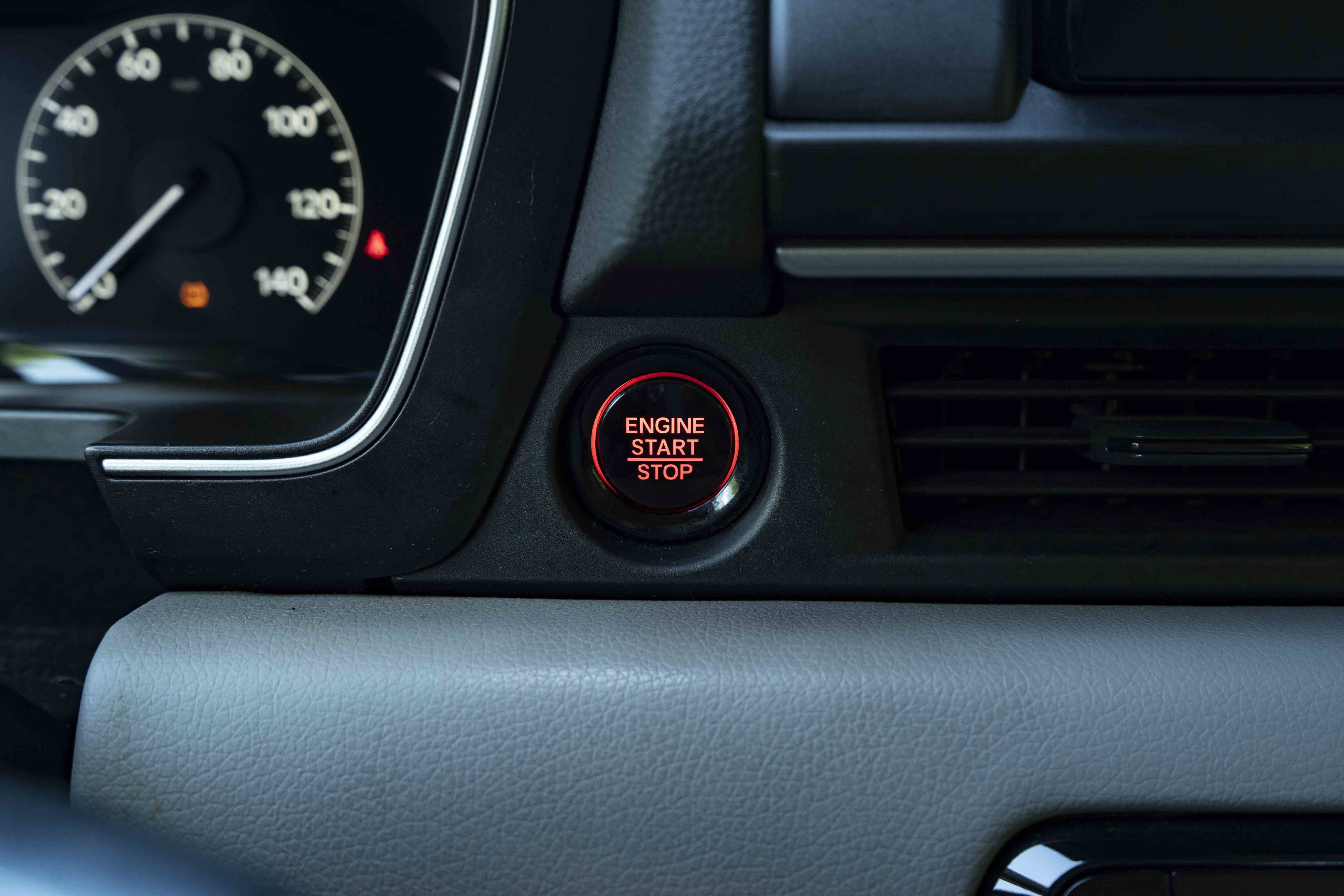 Certified 2024 Honda Pilot Touring image 26