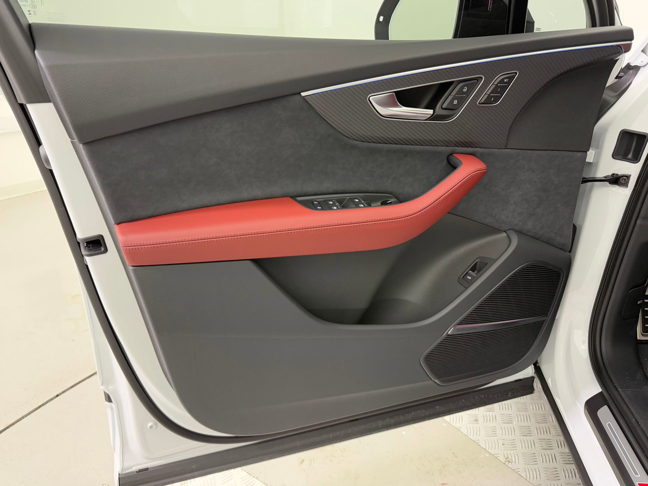 New 2026 Audi SQ7 Premium Plus AWD/4WD image 25