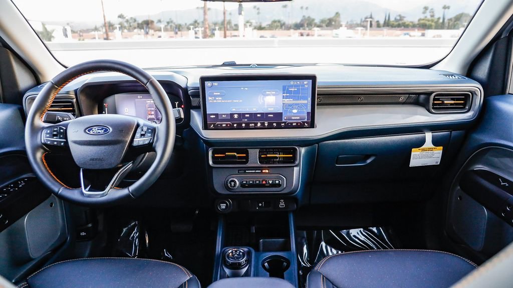 Used 2025 Ford Maverick Tremor image 15