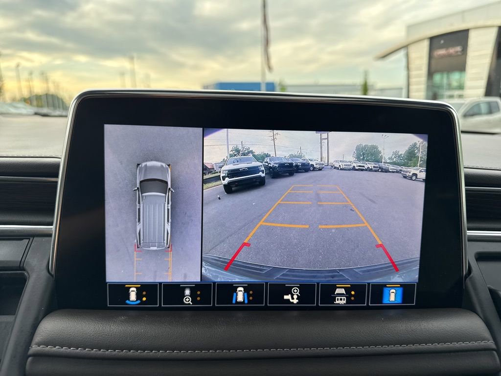 Used 2021 Chevrolet Tahoe Z71 w/ Z71 Signature Package AWD/4WD image 22