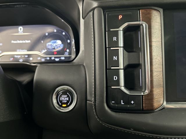 Used 2023 GMC Yukon Denali Ultimate AWD/4WD image 10