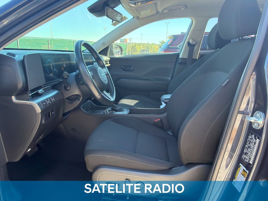 Used 2025 Hyundai Kona SEL AWD/4WD image 9