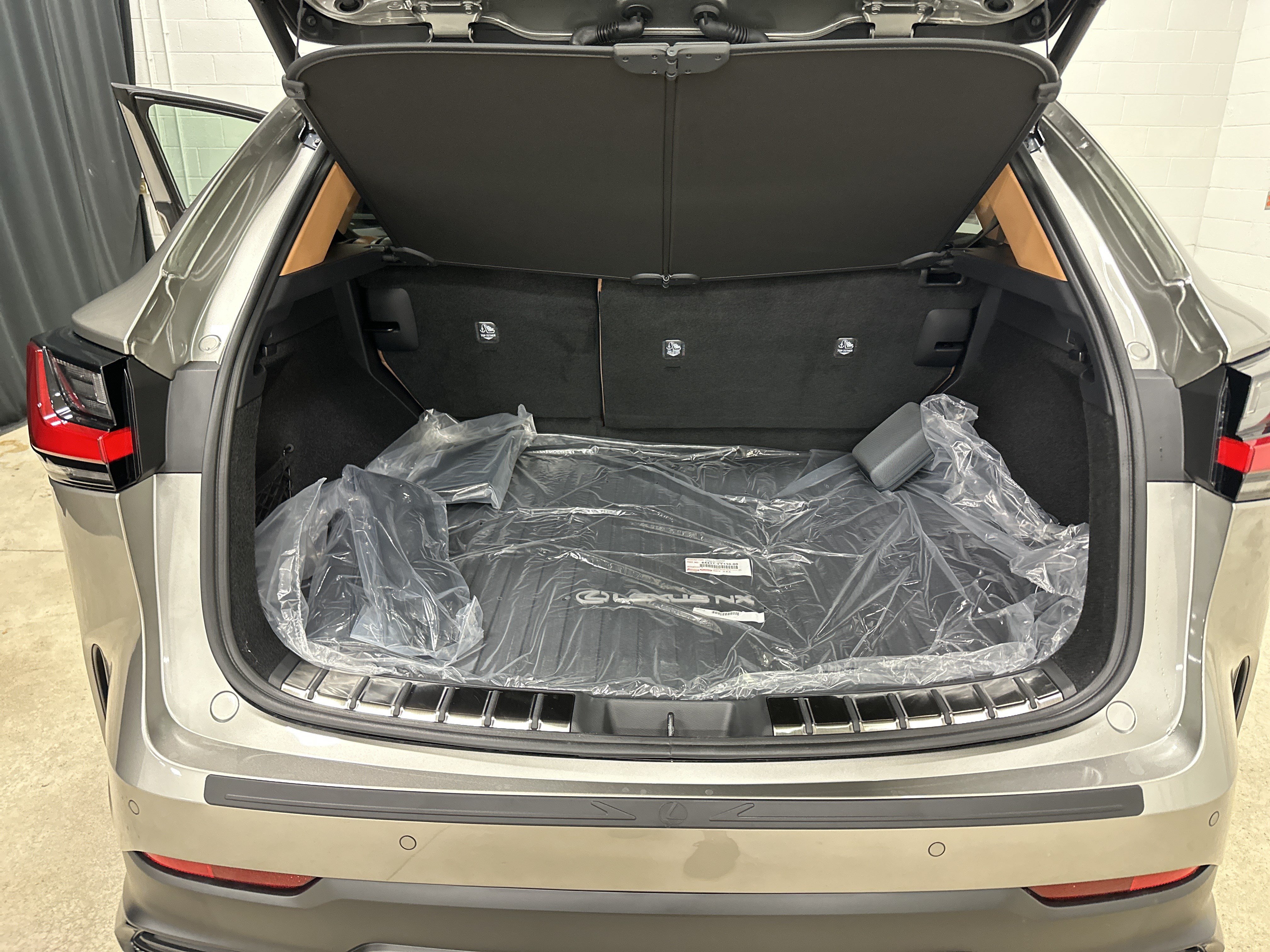 New 2026 Lexus NX 350 AWD w/ Accessory Package (2T) image 32