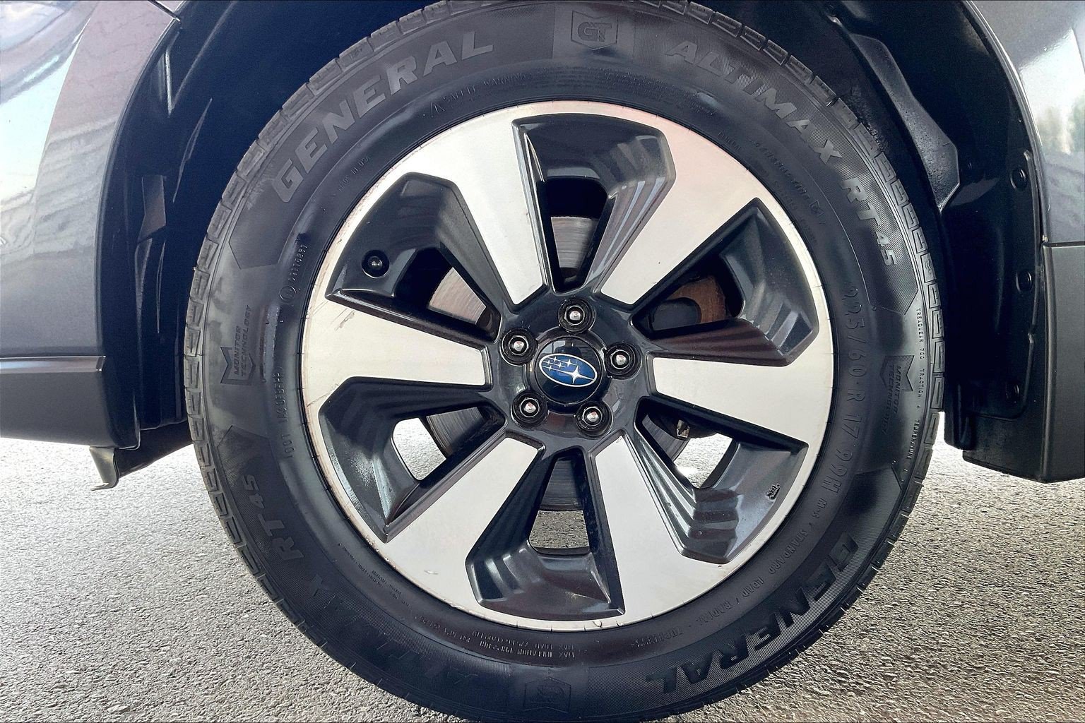Used 2017 Subaru Forester 2.5i Premium AWD/4WD image 27