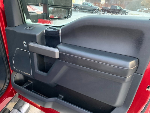 Used 2022 Ford F350 Platinum w/ Tremor Off-Road Package image 19