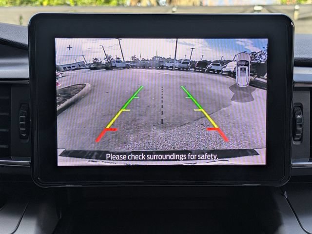 Certified 2022 Ford Explorer XLT w/ Equipment Group 202A RWD image 21