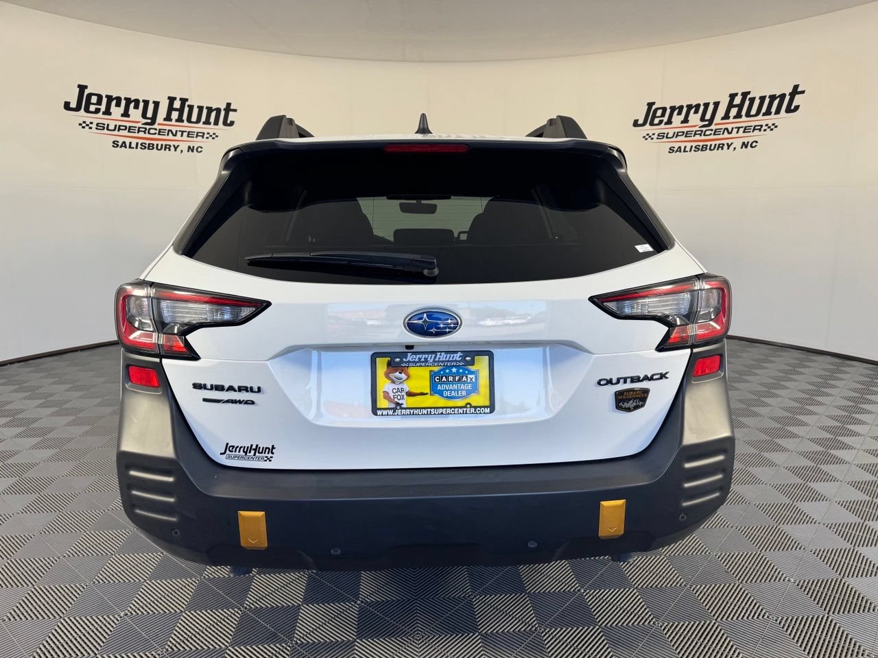 Used 2025 Subaru Outback Wilderness AWD/4WD image 7