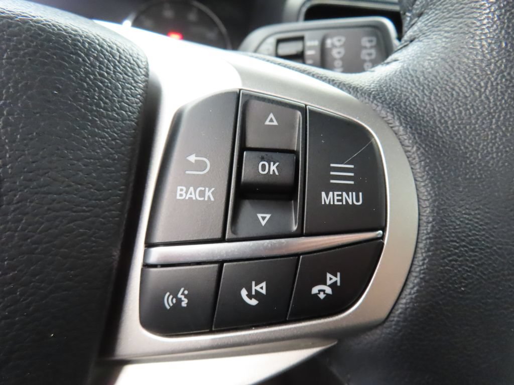 Used 2024 Ford Explorer XLT w/ XLT Sport Appearance Package AWD/4WD image 41