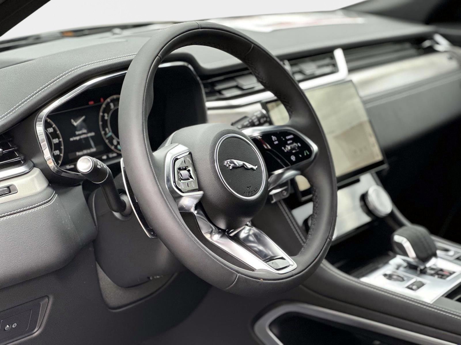 New 2026 Jaguar F-PACE R-Dynamic S AWD/4WD image 25
