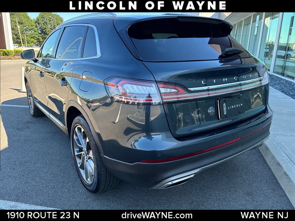 Certified 2023 Lincoln Nautilus Reserve w/ Luxury Package AWD/4WD image 4