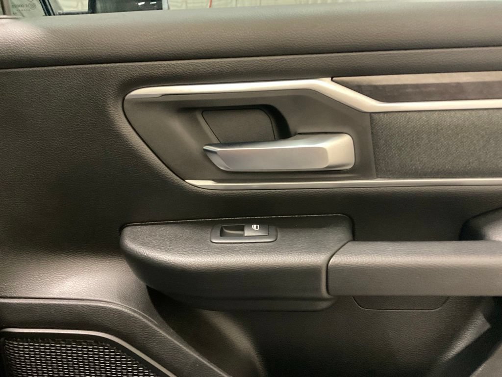 Used 2021 RAM 1500 Big Horn AWD/4WD image 15