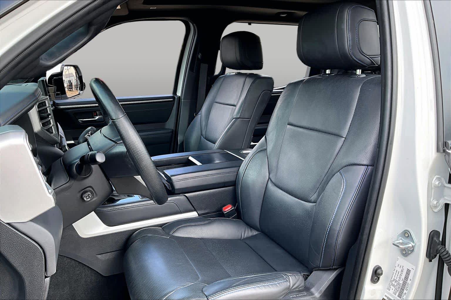 Used 2024 Toyota Tundra Platinum AWD/4WD image 8