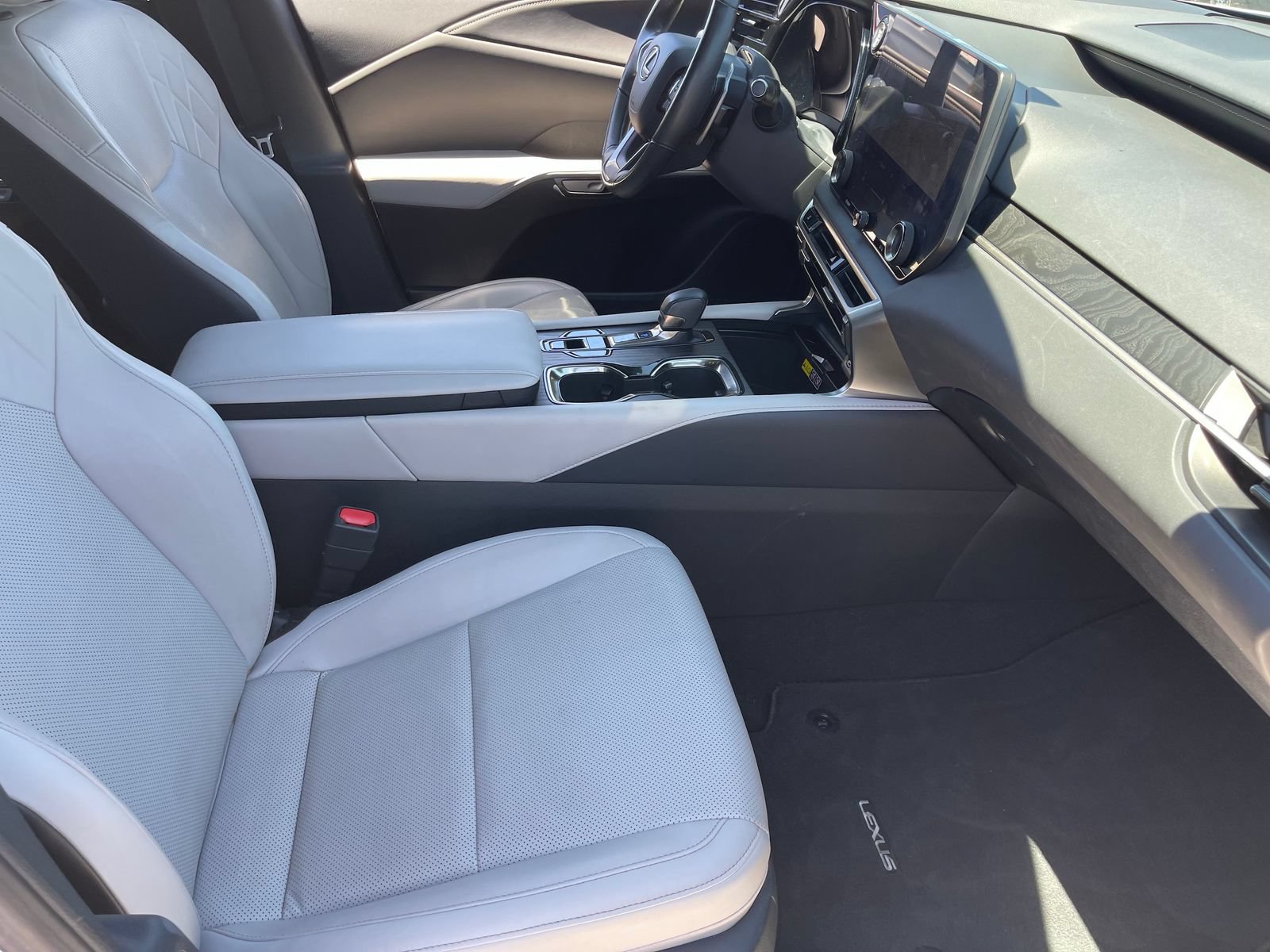 Used 2023 Lexus RX 350 Premium FWD image 13