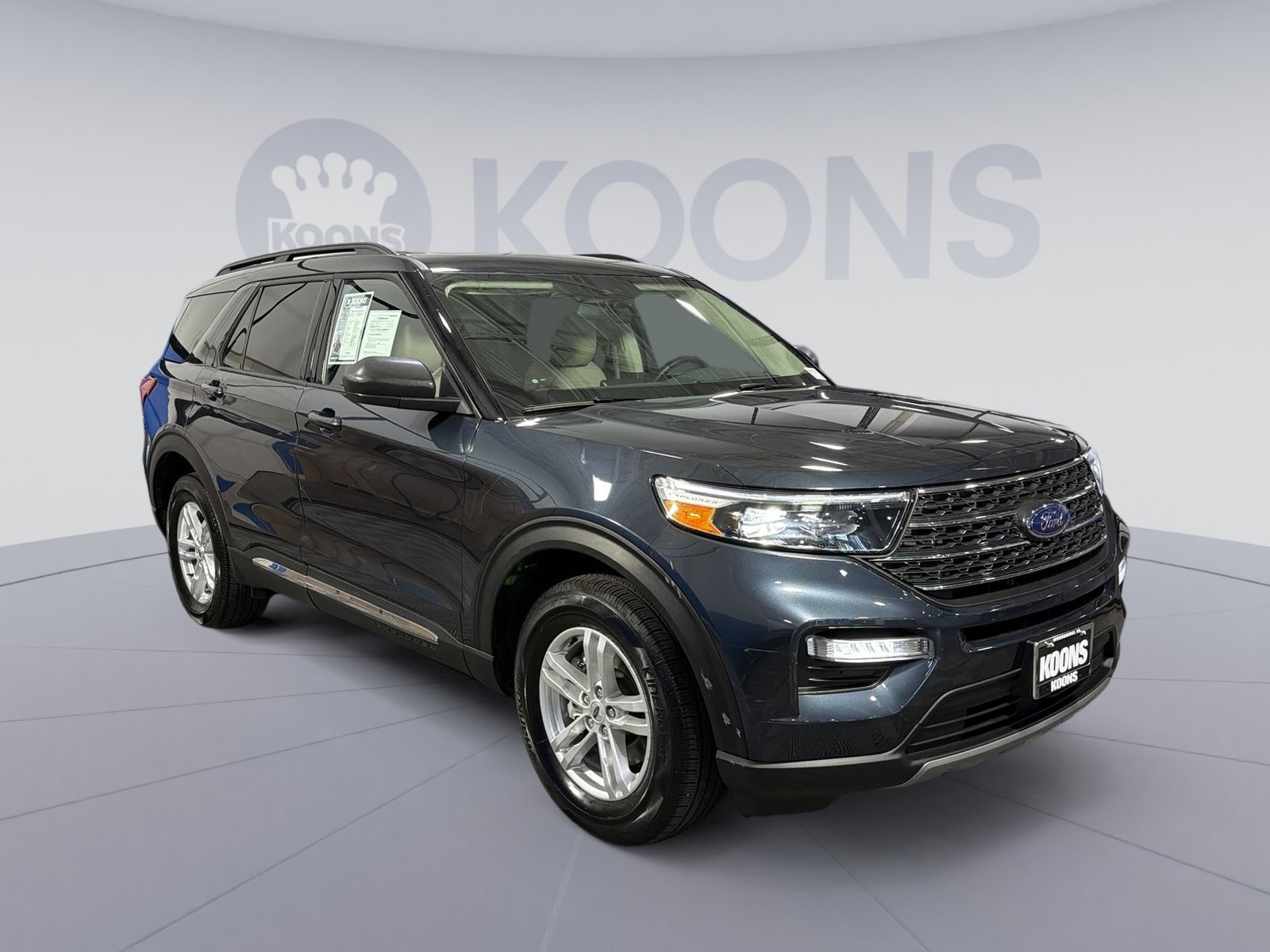 Used 2022 Ford Explorer XLT w/ Equipment Group 202A image 18