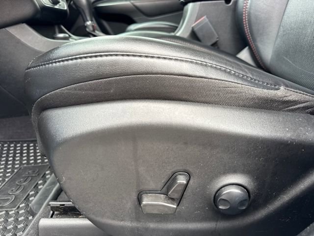 Used 2022 Jeep Cherokee Trailhawk w/ Sound & Nav Group image 12