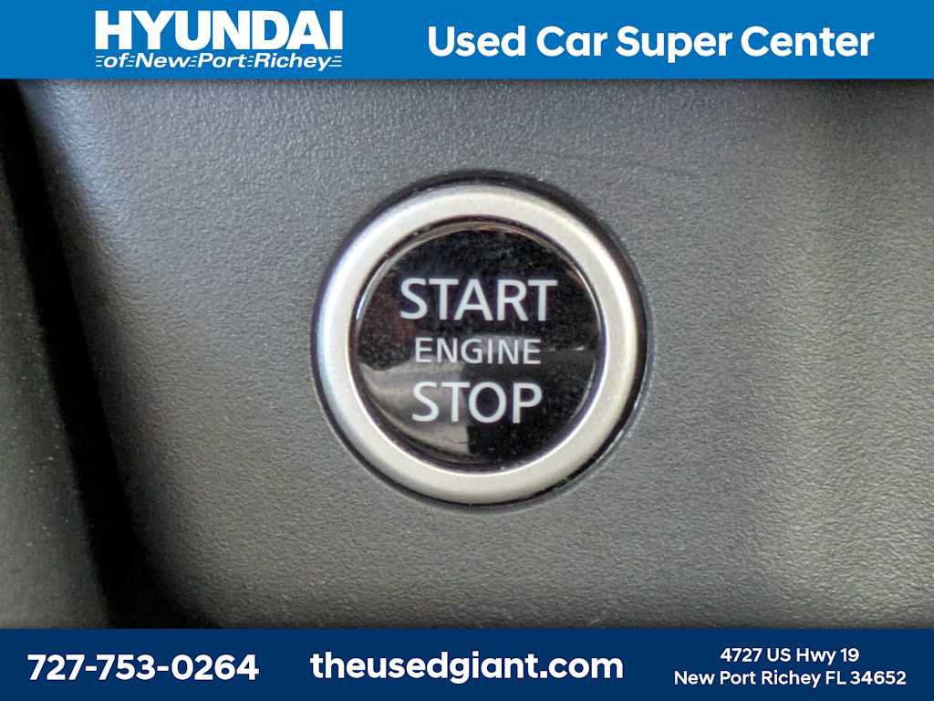 Used 2023 Nissan Rogue S FWD image 33