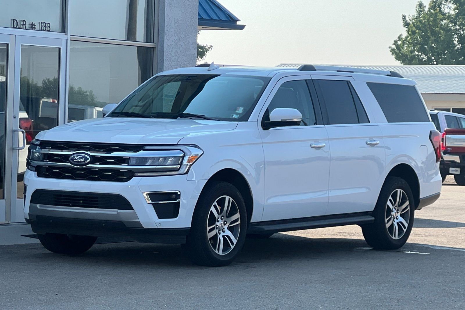 Used 2024 Ford Expedition Max Limited image 9