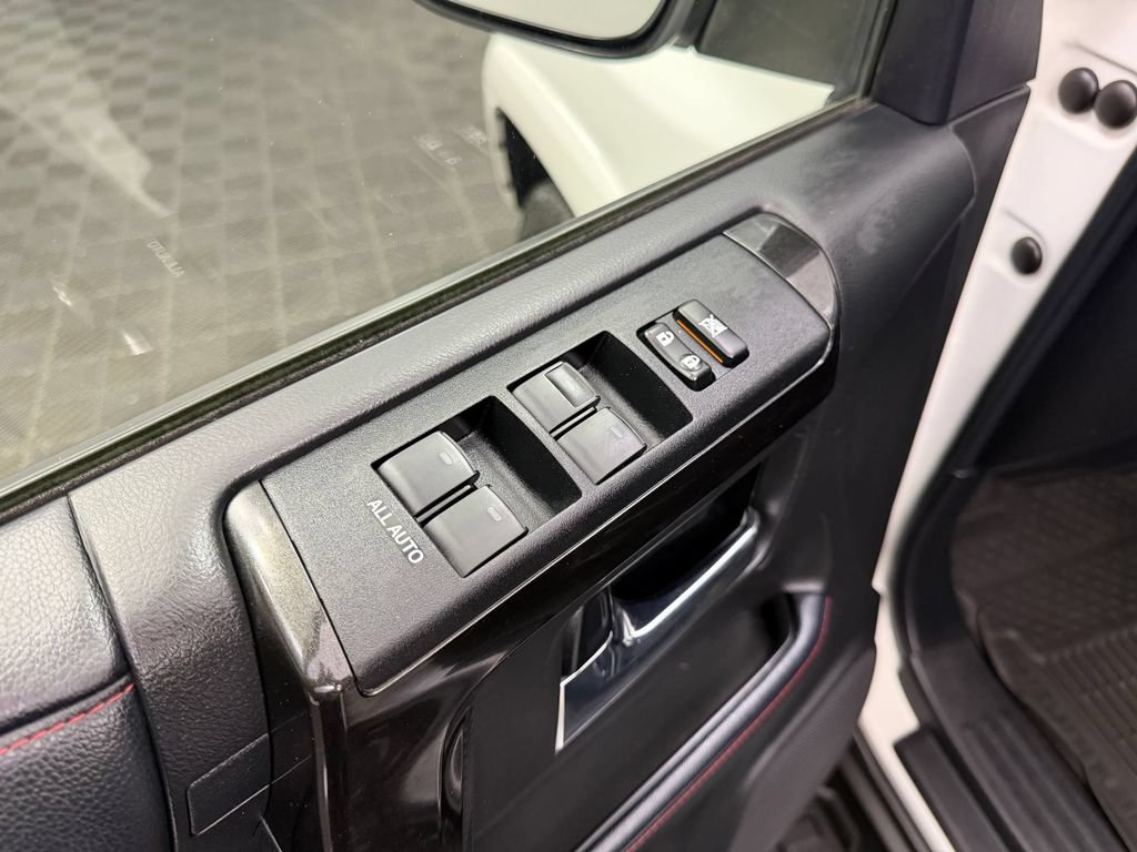 Used 2021 Toyota 4Runner TRD Off-Road AWD/4WD image 14