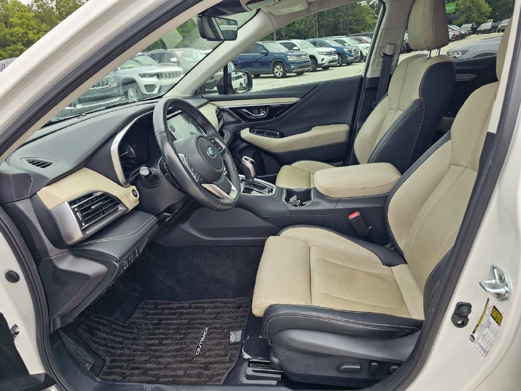 Used 2025 Subaru Outback Limited AWD/4WD image 21