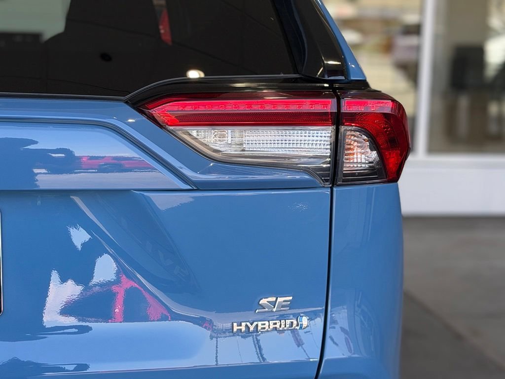 Certified 2022 Toyota RAV4 SE w/ Convenience Package AWD/4WD image 13