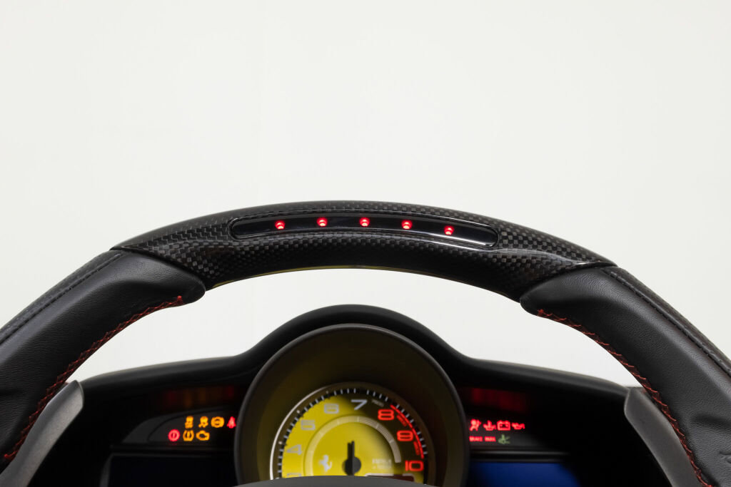 Used 2018 Ferrari 488 Spider image 35