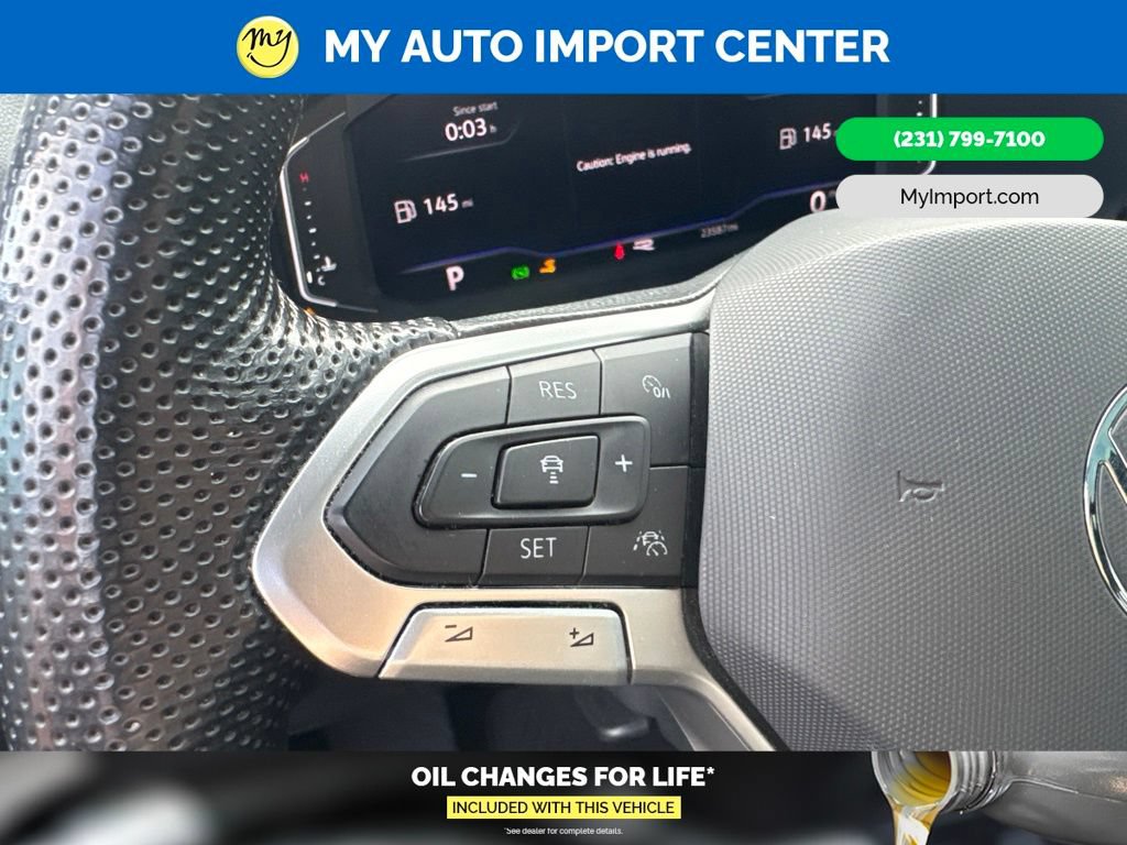 Used 2023 Volkswagen Atlas Cross Sport SEL R-Line AWD/4WD image 15