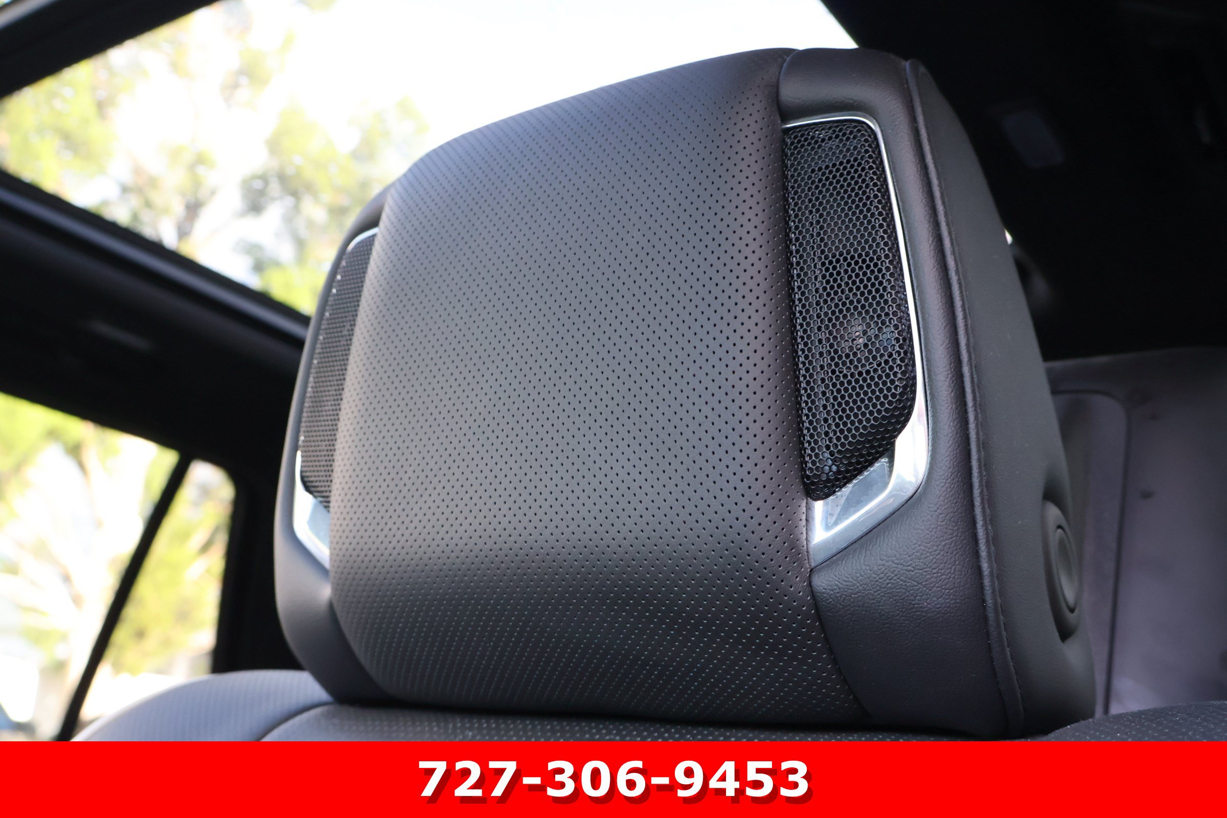 Used 2024 Cadillac Escalade Sport w/ LPO, ONYX Package AWD/4WD image 31