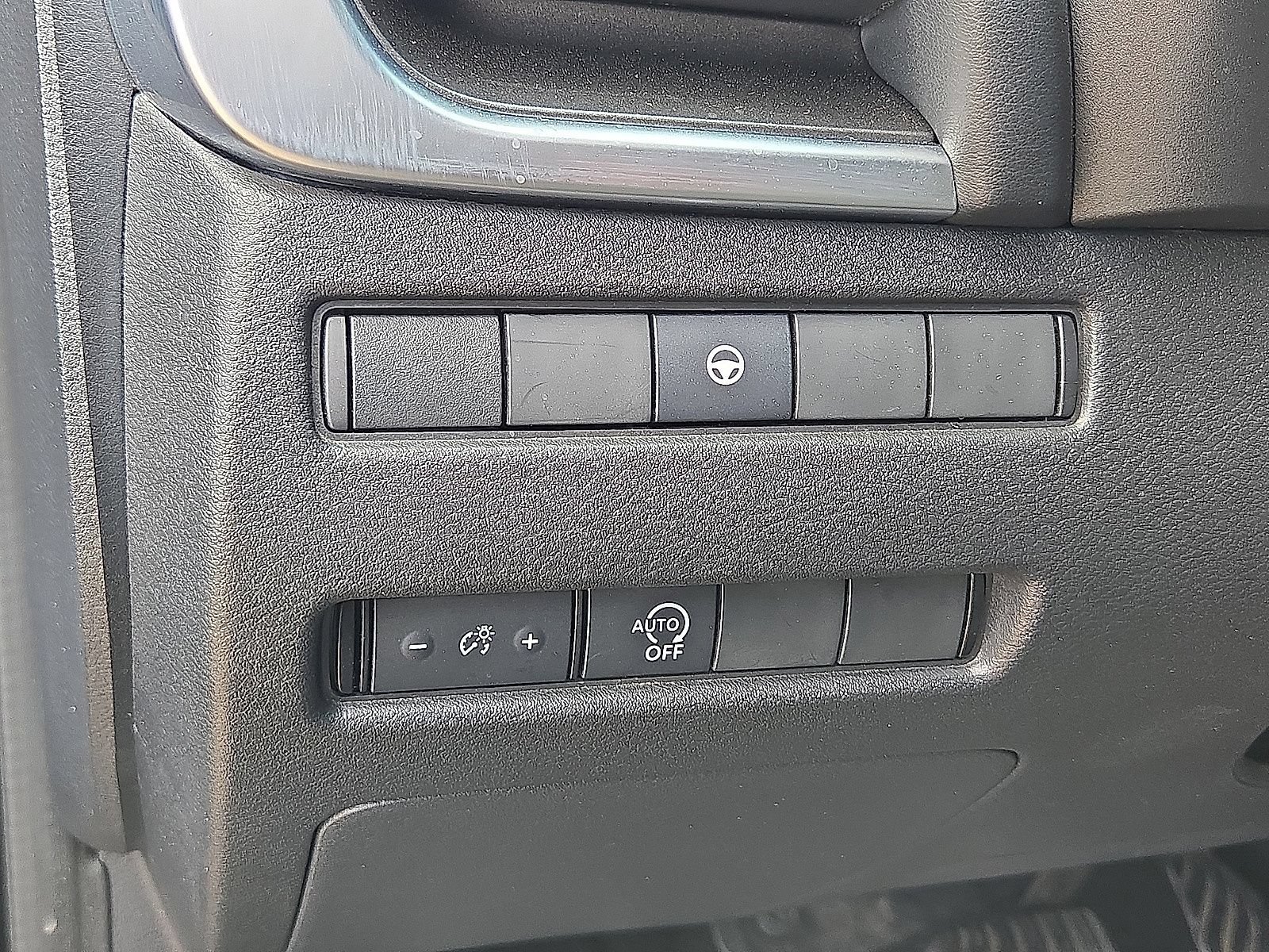 Used 2023 Nissan Rogue SV AWD/4WD image 24