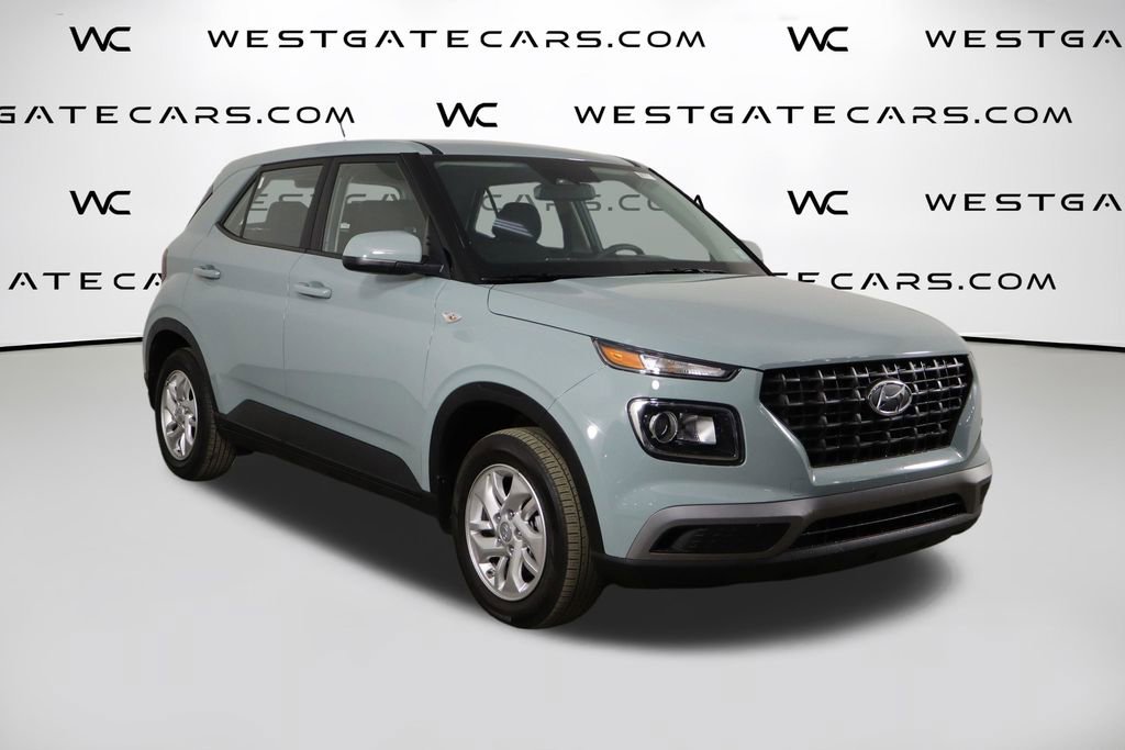 Used 2025 Hyundai Venue SE FWD image 38