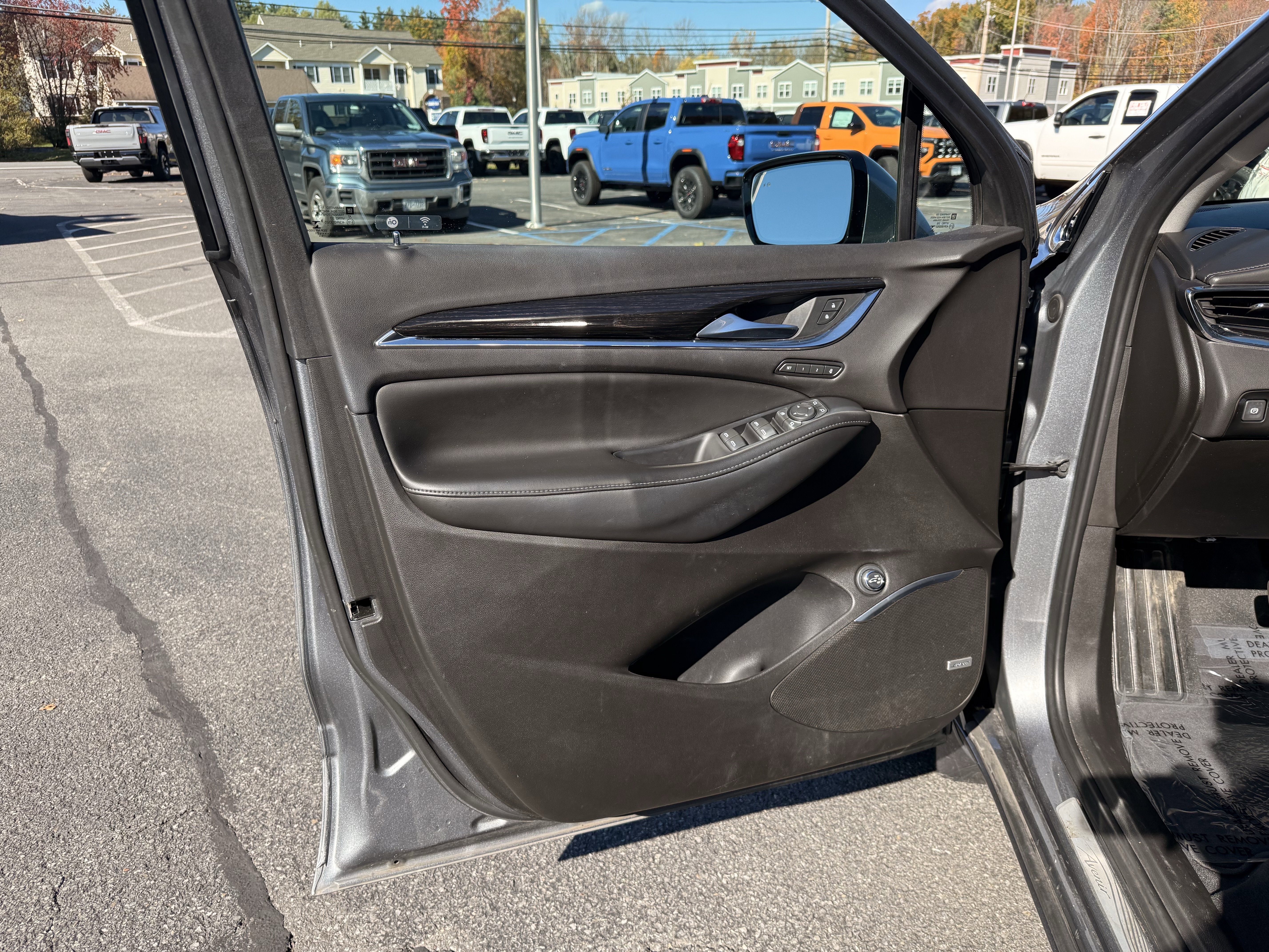 Certified 2021 Buick Enclave Avenir w/ Trailering Package, 5000 lbs. image 10