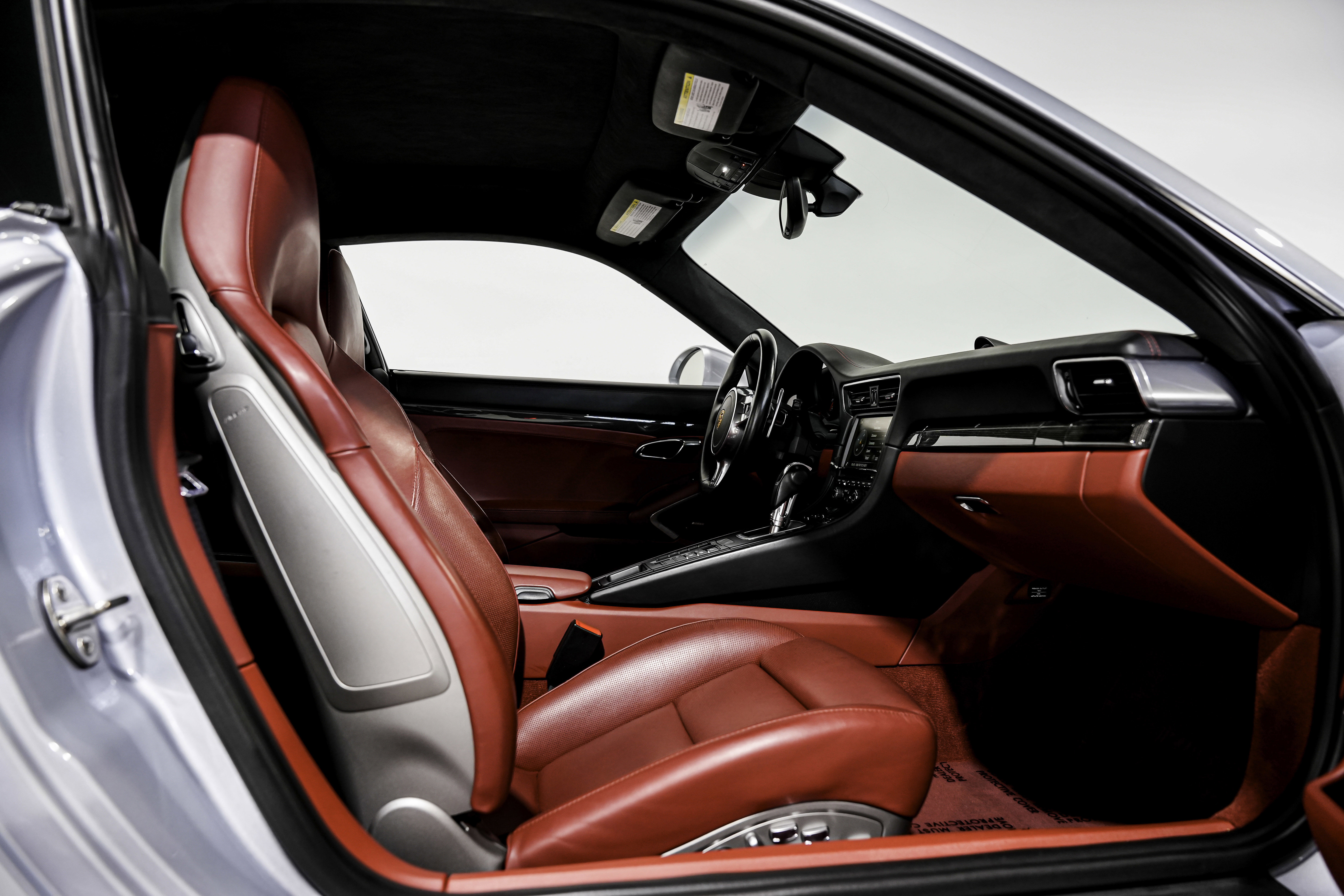 Used 2016 Porsche 911 Carrera GTS image 31