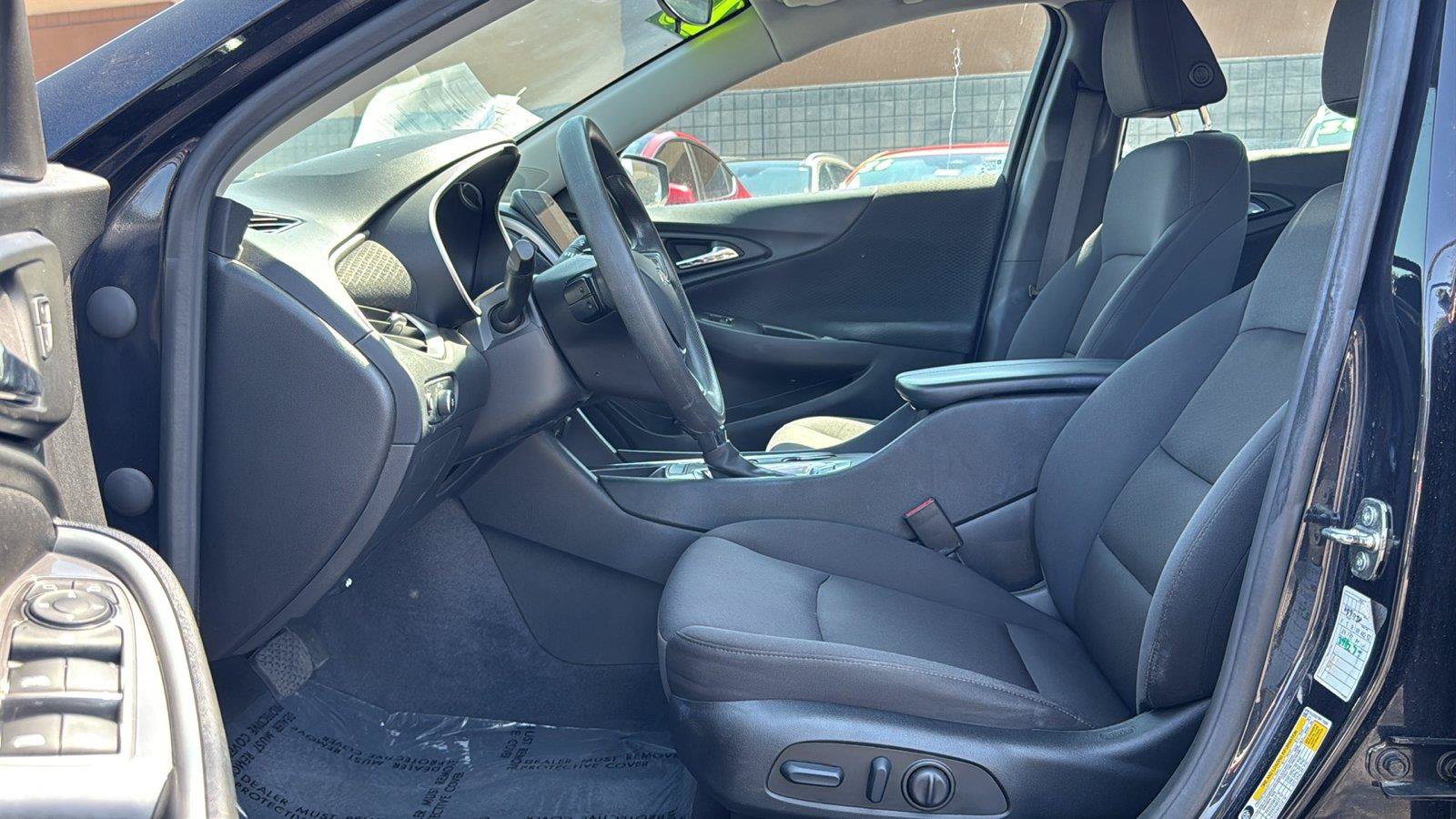 Used 2023 Chevrolet Malibu LT FWD image 22