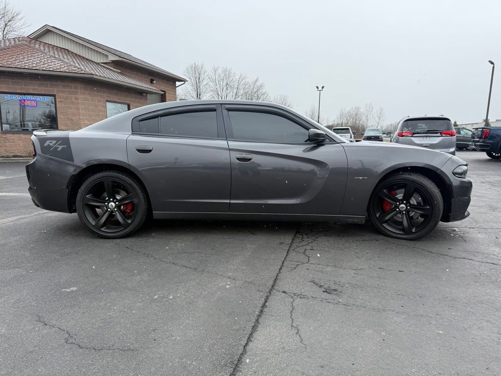 Used 2018 Dodge Charger R/T image 4