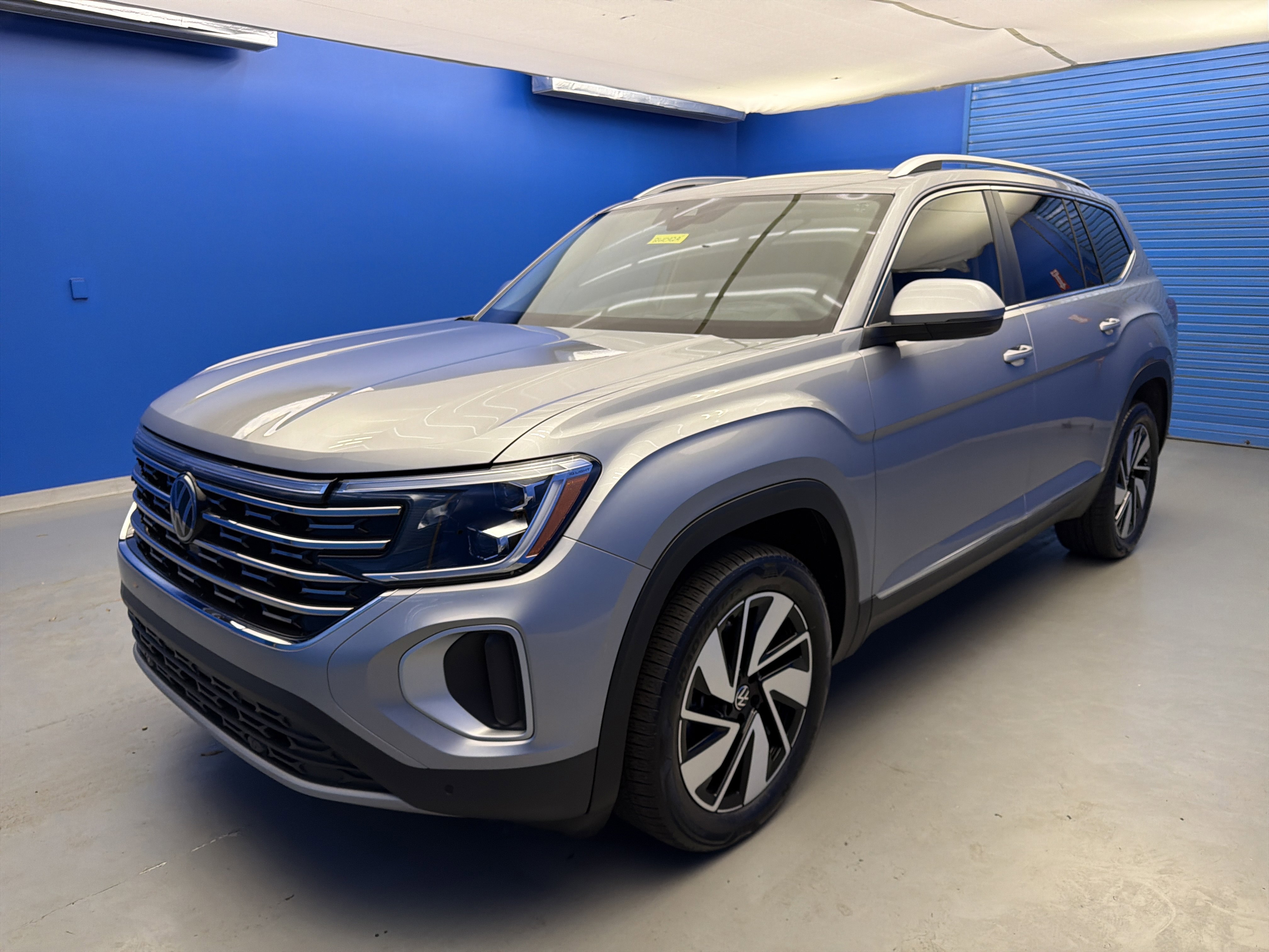 Used 2024 Volkswagen Atlas SEL image 4