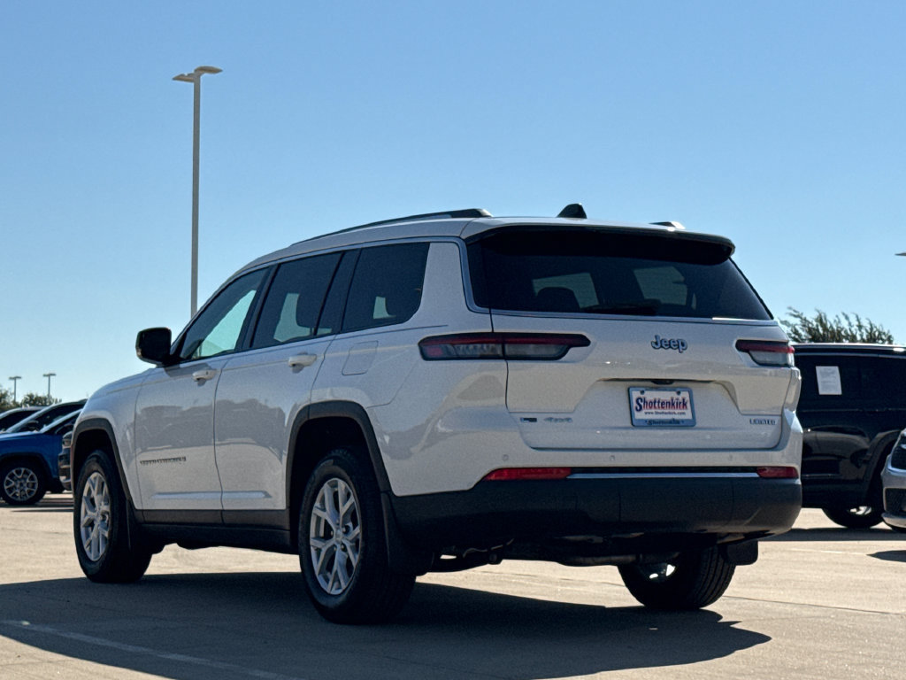 Used 2023 Jeep Grand Cherokee L Limited w/ MOPAR Finishing Package AWD/4WD image 6