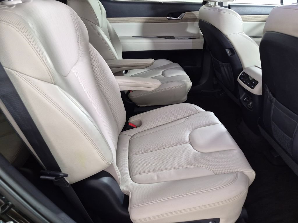 Used 2022 Hyundai Palisade SEL w/ Premium Package FWD image 28