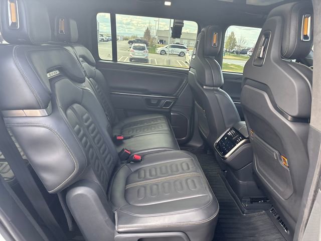 Used 2022 Rivian R1S Launch Edition AWD/4WD image 23
