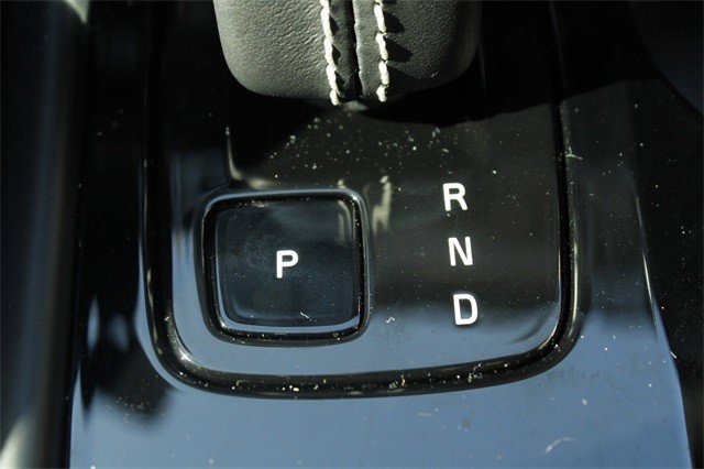 Used 2021 Volvo XC40 P8 Recharge w/ Advanced Package image 24