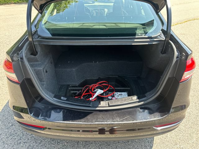 Used 2020 Ford Fusion Titanium FWD image 13