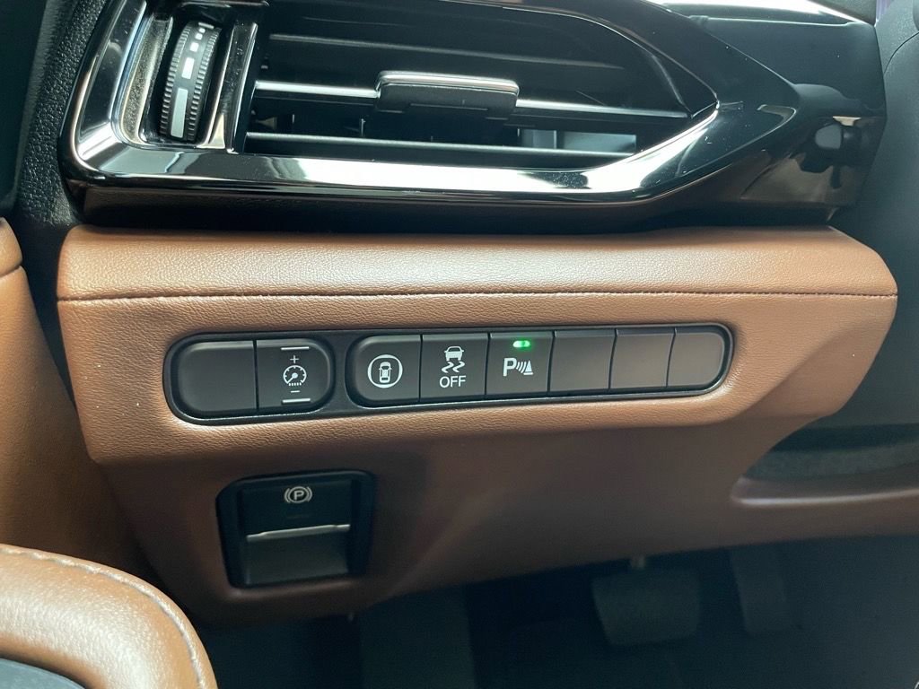 Used 2023 Acura MDX Technology image 21