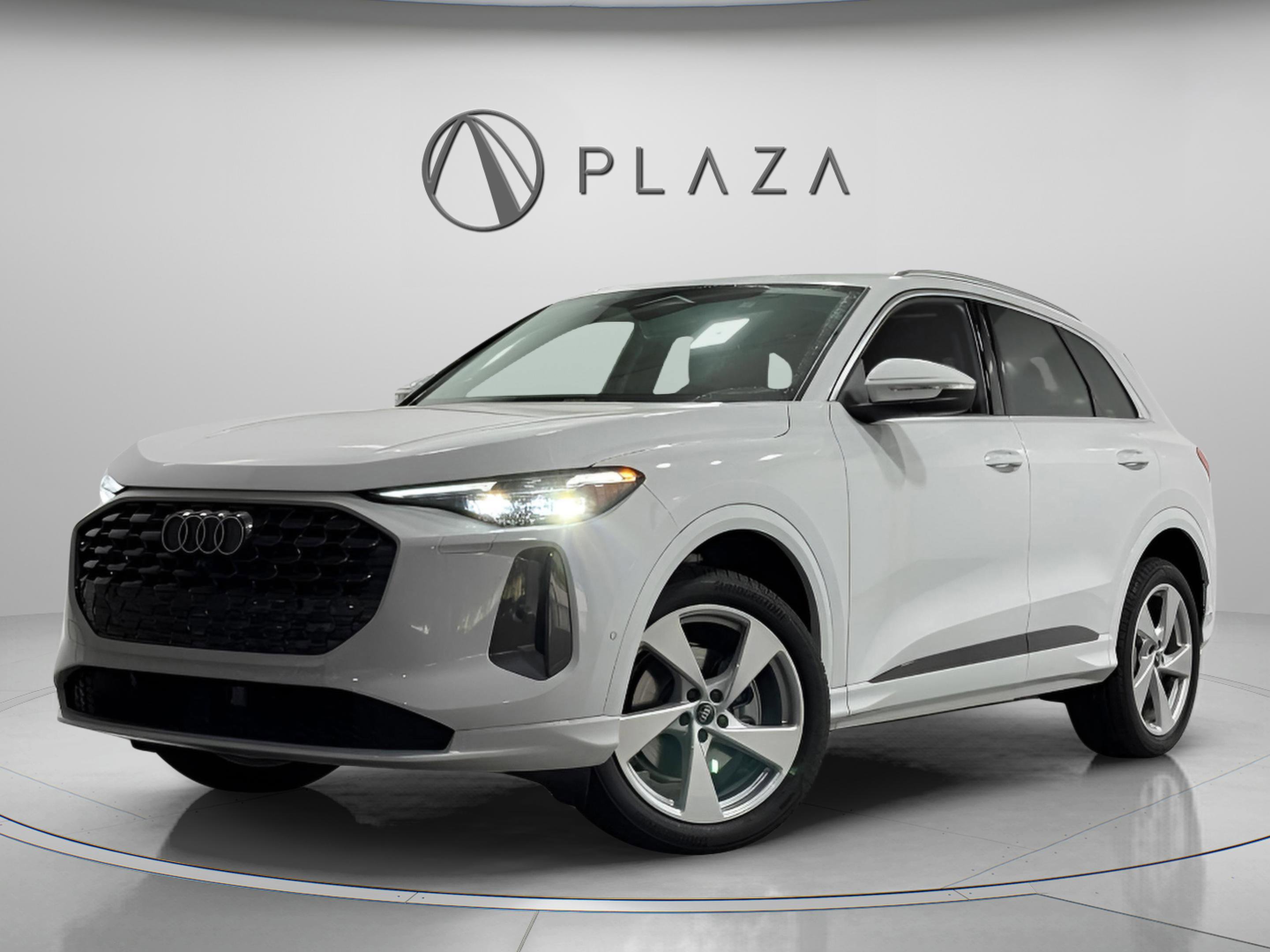 New 2025 Audi Q5 Premium Plus