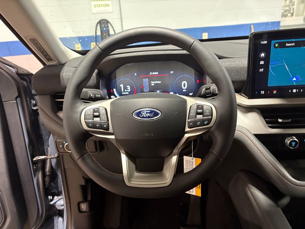 New 2026 Ford Explorer Active w/ Active Comfort Package image 14