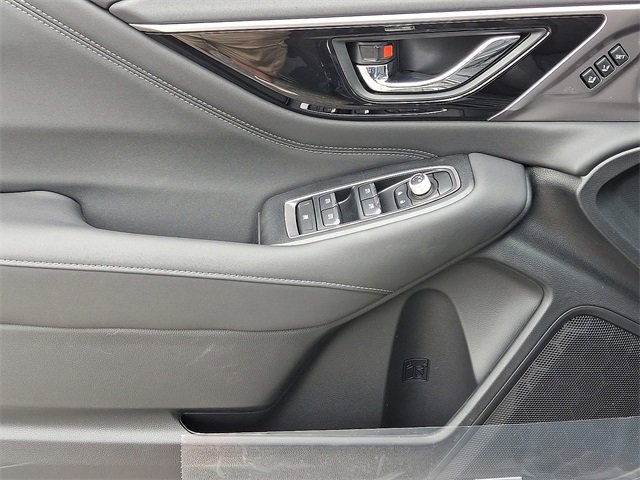 New 2025 Subaru Outback Limited image 8
