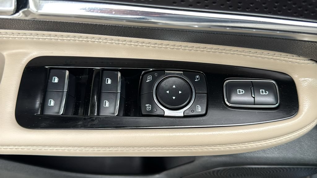 Used 2025 Lincoln Corsair Reserve FWD image 20